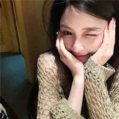 小魔女 高清封面